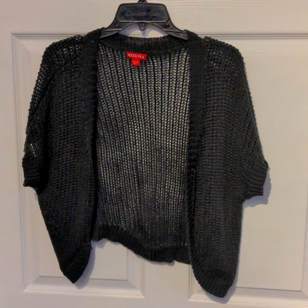 Net short sleeve sweater